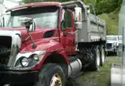 2011 INTERNATIONAL 7400 TANDEM AXLE DUMP TRUCK