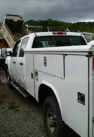 2010 CHEVY SILVERADO 3500 1-TON - PICKUP TRUCK