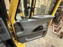 2005 International 7400 Dump Truck w/Plow Equipment ** Low Miles and Hours **