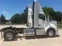 2016 Kenworth T680 4x2 S/A Day Cab Truck Tractor