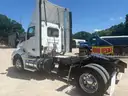 2016 Kenworth T680 4x2 S/A Day Cab Truck Tractor