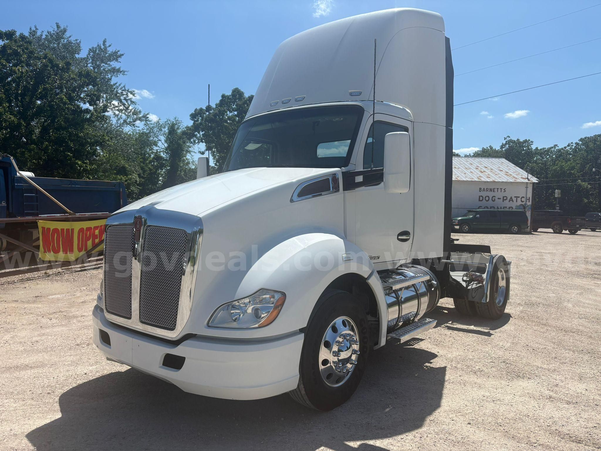 Photo of a 2016 Kenworth T680