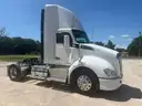 2016 Kenworth T680 4x2 S/A Day Cab Truck Tractor