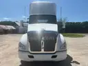 2016 Kenworth T680 4x2 S/A Day Cab Truck Tractor