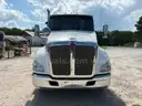 2018 Kenworth T680 6X4 T/A Day Cab Truck Tractor