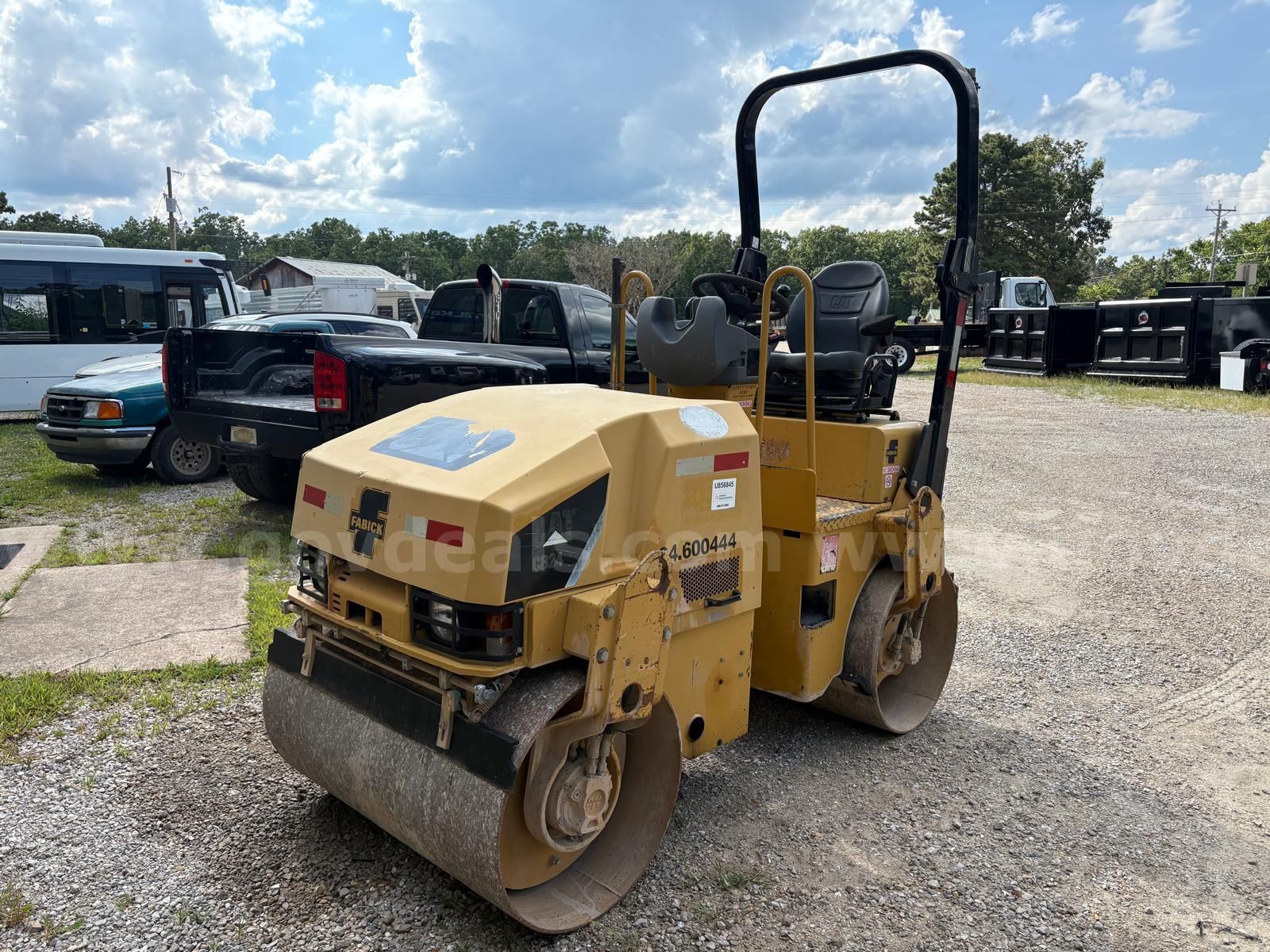 Photo of a 2011 Caterpillar CB24