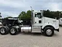 2015 Kenworth T800 6X4 T/A Day Cab Truck Tractor