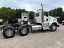 2015 Kenworth T800 6X4 T/A Day Cab Truck Tractor