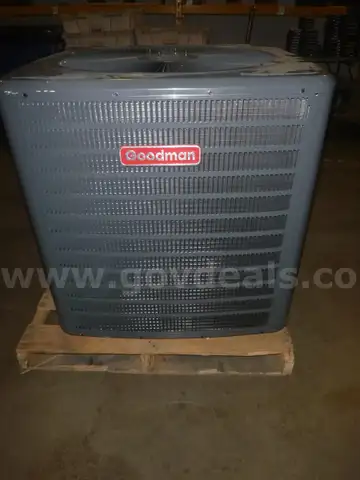 (1) Goodman 4 Ton Condensing Unit