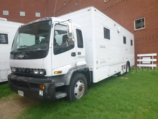 2000 GM Well-Mobile Motor Home T-7500