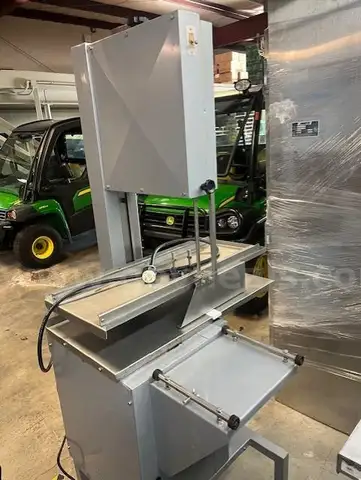 Fleetwood/ Bandsaw by Skymsen