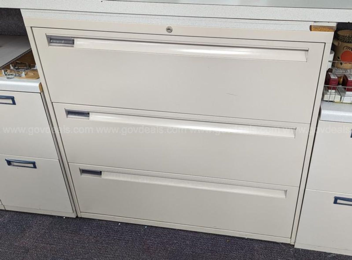 Three Drawer Lateral File Cabinet Govdeals 9768