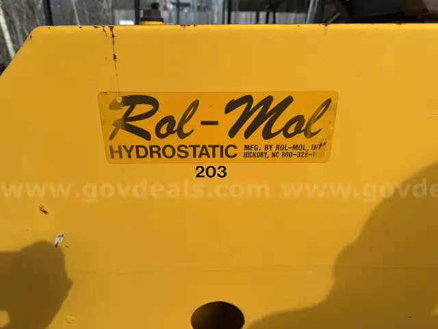 Rol Mol Asphalt Roller