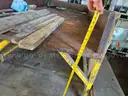 Recycling sorting table