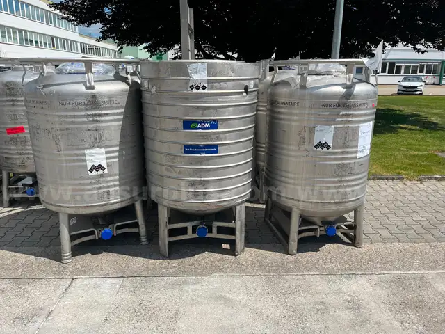 Approx 1,000x Intermediate Bulk Carriers, 930L Capacity, Aseptic 304ss