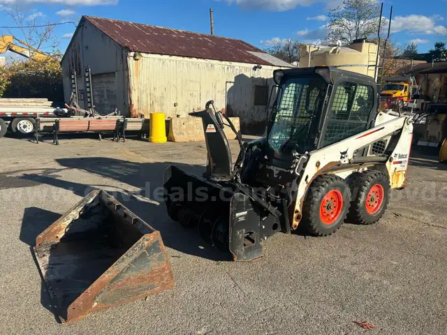 2015 Bobcat S450 **Great Condition**