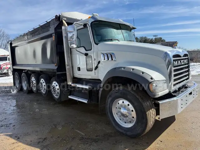 2021 Mack Granite 6x4 Quint/A Dump Truck