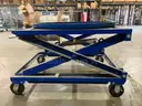 Adjustable Pallet Stand w/carousel and casters