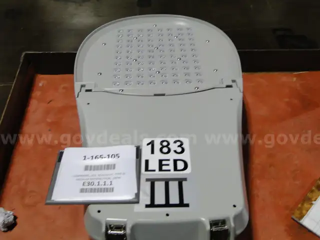 1 Lot of 10 each Luminaire, LED, Roadway, Type III Medium Distribution, Grey, 180W