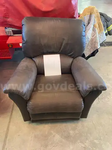 Brown Recliner #4