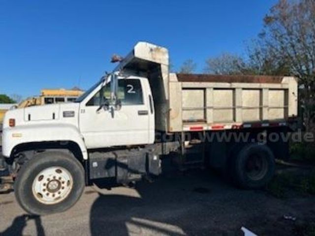 2002 GMC C7H042 Dump Truck | AllSurplus