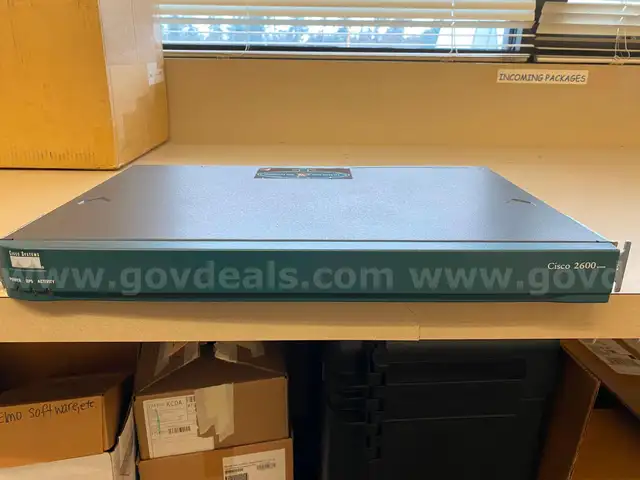 A single Cisco 2651XM Modular Access Router