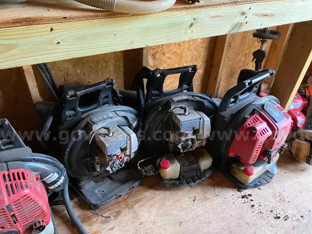 5 Blowers 8 string trimmers 1 hedge trimmer 1 Stihl saw