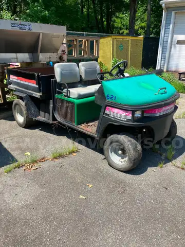 Cushman Truckster