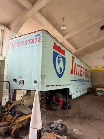 1996 Kentucky Moving Trailer with Liftgate