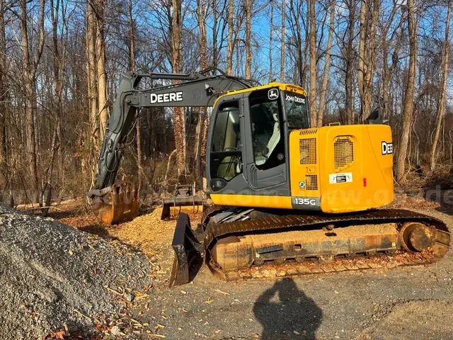 2015 JOHN DEERE 135G EXCAVATOR