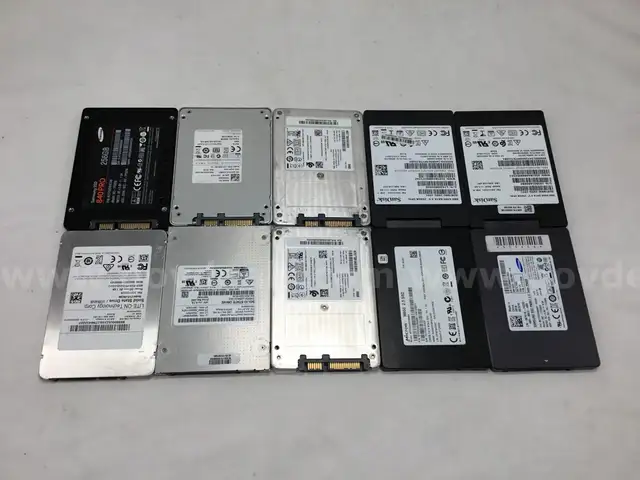 *LOT OF 50* 2.5&#x22; Mixed Brand Laptop SSDs 240 GB to 256 GB SATA Solid State Drive TESTED/WIPED