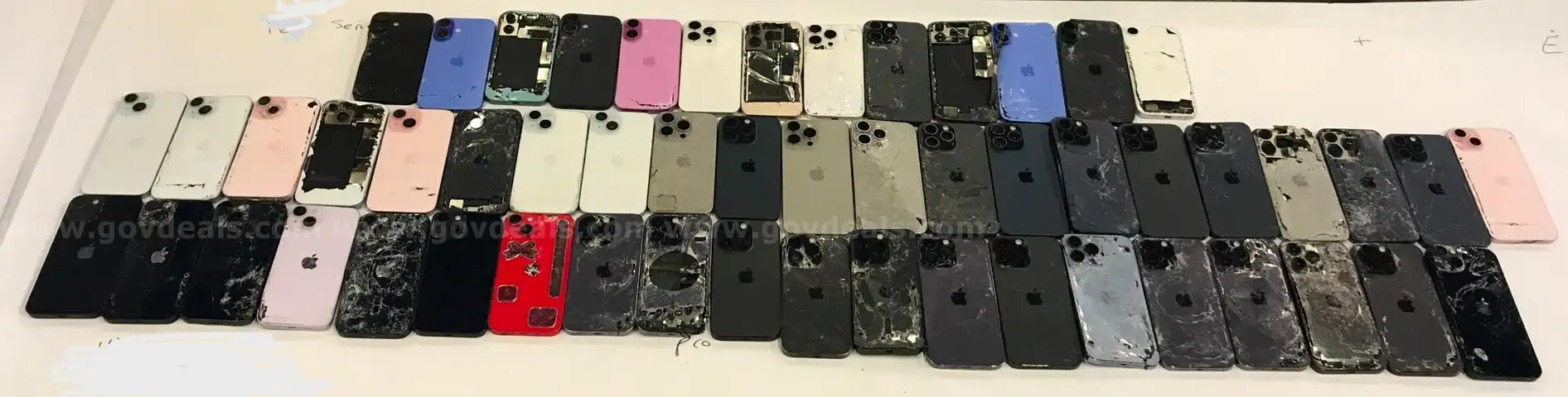 Lot of (54) Apple iPhones &#x2013; iPhone 14, 15, 16 &#x2013; Mixed Models &#x2013; Heavy Damage &#x2013; For Parts/Repair/Salvage