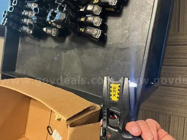 40 Taser x26 with 31-26 foot cartridge&#x27;s