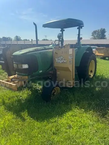 John Deere Model 6120&#x22; to &#x22;2005 John Deere Model 6120 w/ Tiger Side Mower