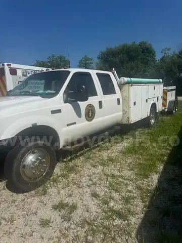 2004 Ford F-450 SD
