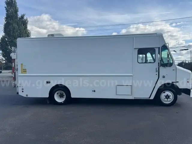 2016 Freightliner MT-45 StepVan
