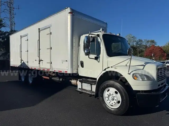 2018 Freightliner M2 Tandem Axle Box Truck