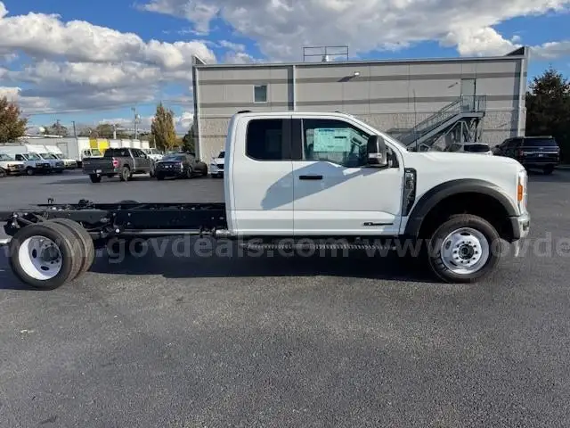 2024 Ford F-550 Super Cab 4x4 Chassis