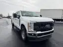 2023 LOW MILE Ford F350 Crew Cab 4x4 Long Bed Pick Up
