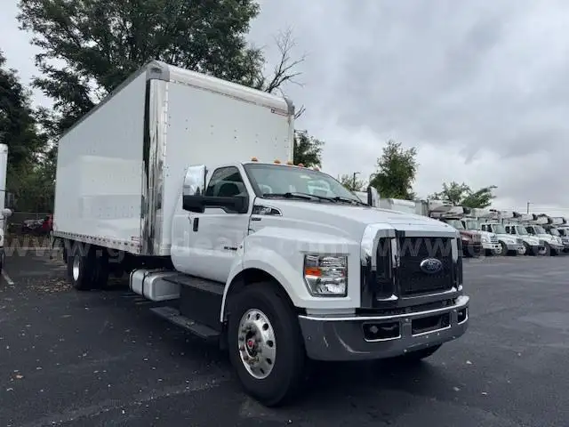 2022 Ford F750 Extended Cab Box Truck