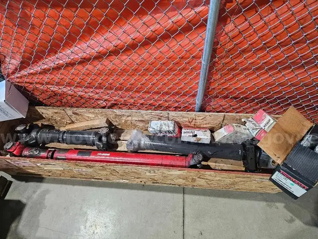 Fire Truck Drive shaft and PTO shafts Heavy Duty. 5 new universal joints