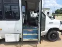 2010 Ford Econoline w/Braun Wheelchair Lift