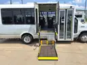 2010 Ford Econoline w/Braun Wheelchair Lift