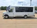 2010 Ford Econoline w/Braun Wheelchair Lift