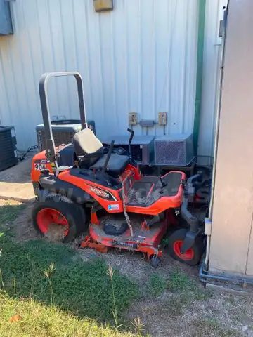 kubota mower, needs work
