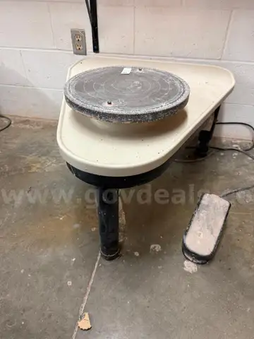 Pottery Wheel for Ceramics