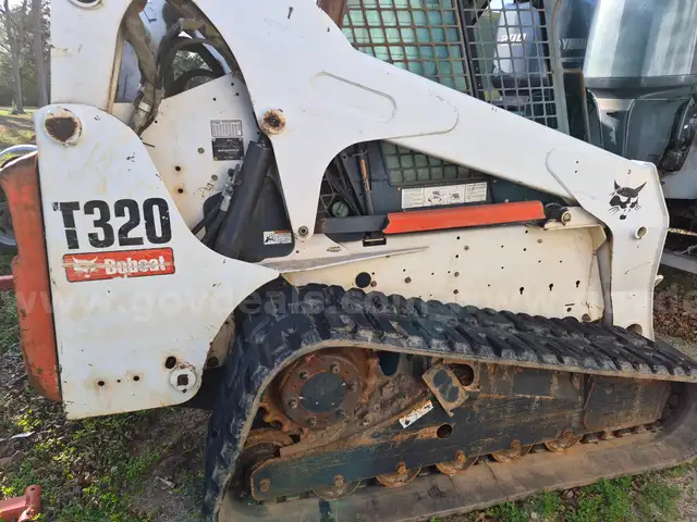 Used skid steer, doesn't run hole in block