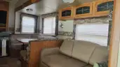 Travel Trailer 2012 Rockwood 8281WS 5th Wheel Kingpin