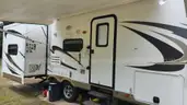 Travel Trailer 2012 Rockwood 8281WS 5th Wheel Kingpin