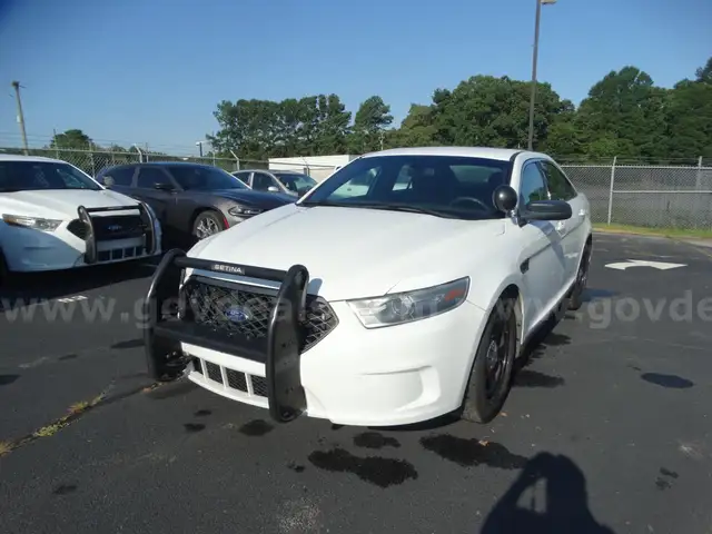 2016 Ford Taurus